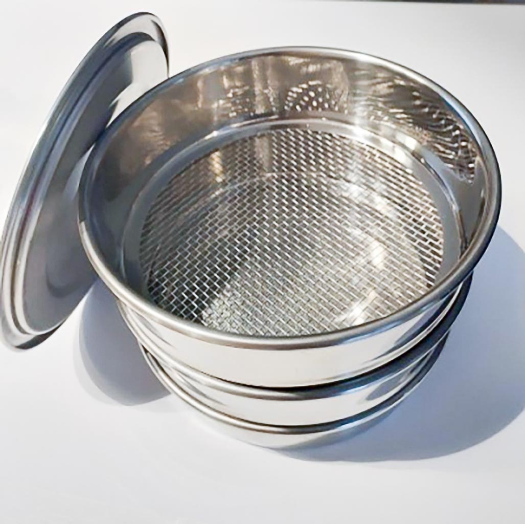 Sieve set